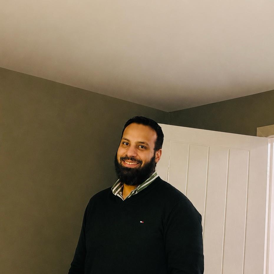Dr. Ahmed Almasloot
